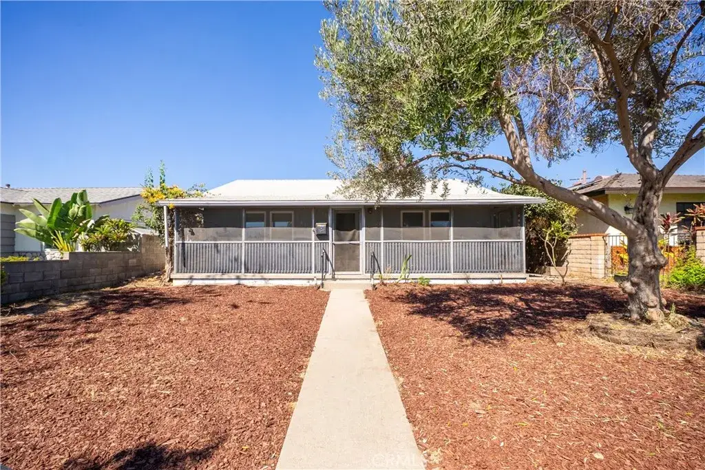 939 N Orange, Azusa, CA 91702 - #1