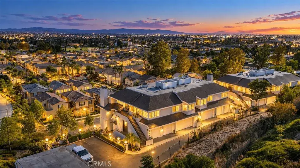 1033 Lakeview, Azusa, CA 91702 - #1