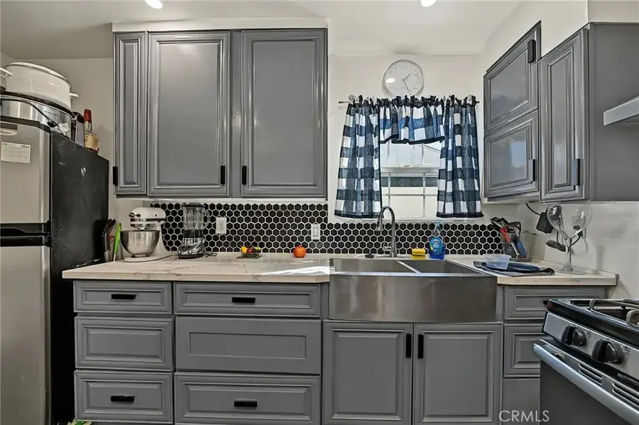 907 S Danehurst, Glendora, CA 91740 - #3