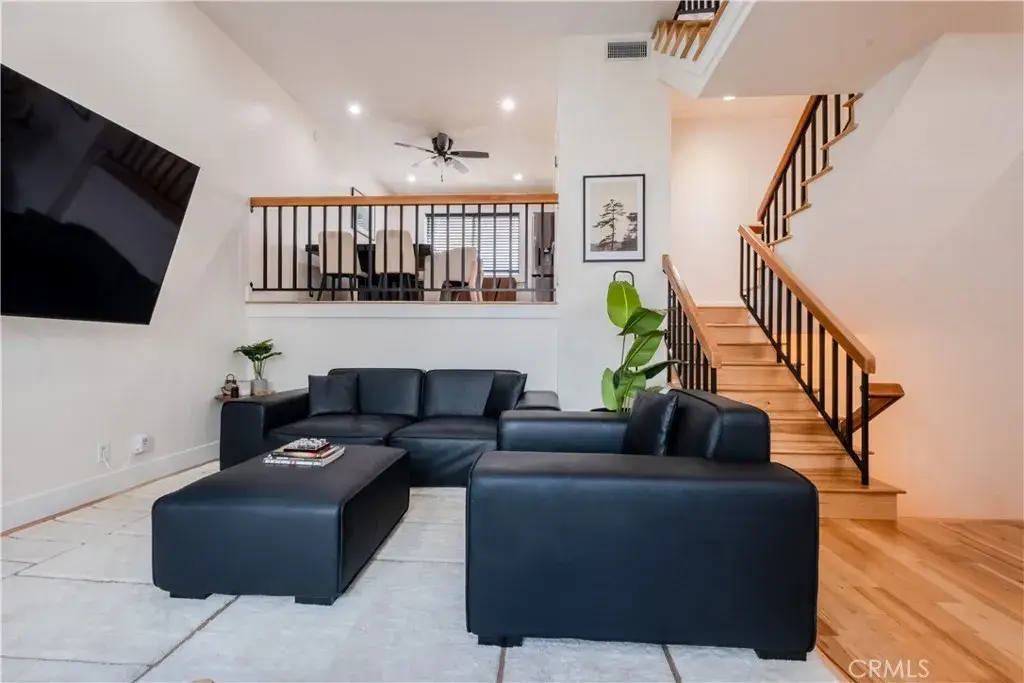 10911 Bluffside Drive #17, Studio City, CA 91604 - #1