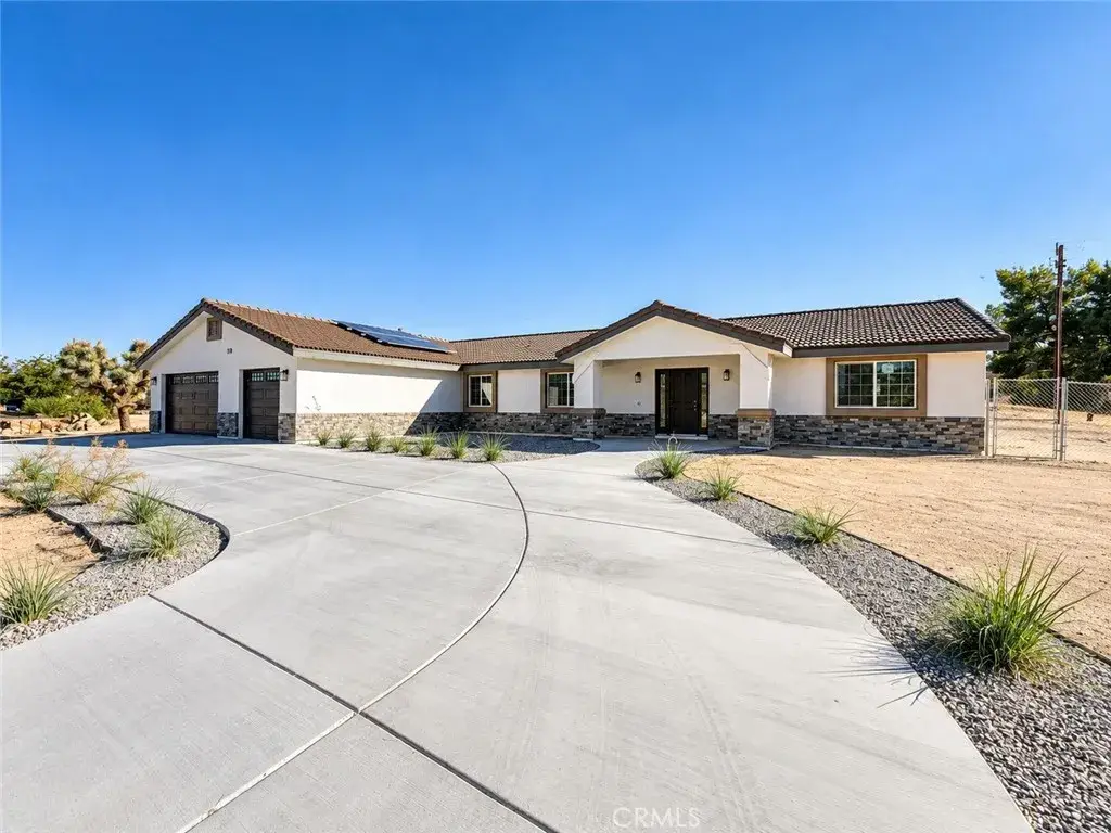 14685 Apple Valley Road, Apple Valley, CA 92307 - #1