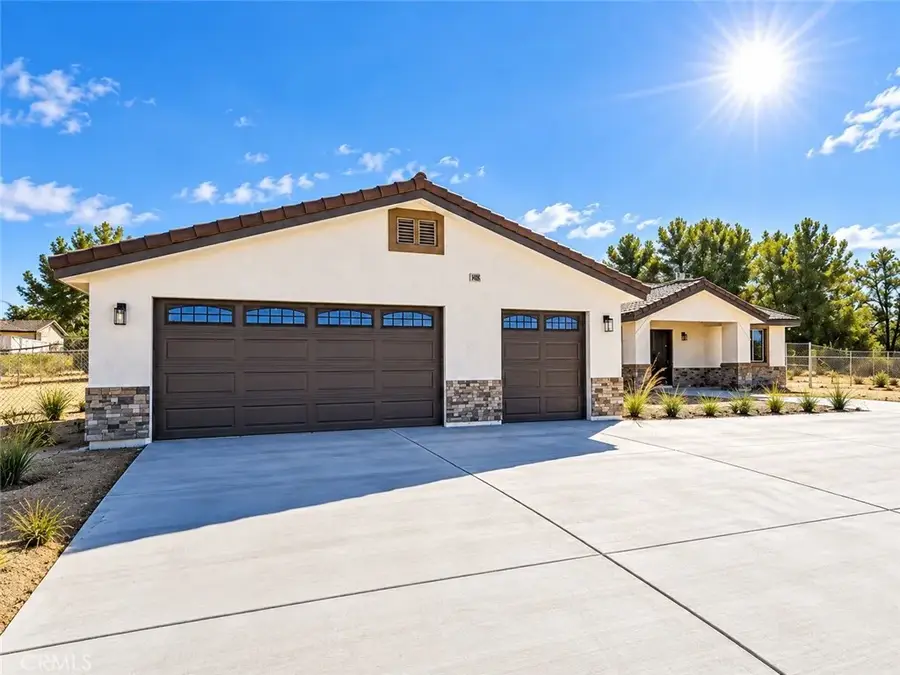 14685 Apple Valley Road, Apple Valley, CA 92307 - #2