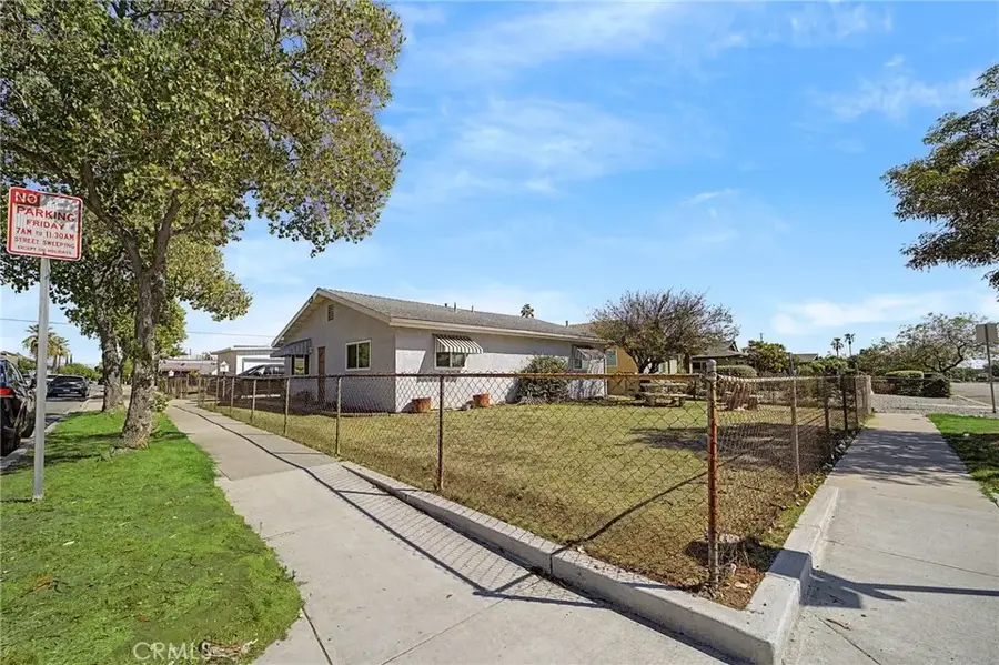 234 W 4th, Azusa, CA 91702 - #3