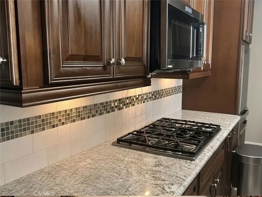 16034 Hawthorne, Fontana, CA 92335 - #3