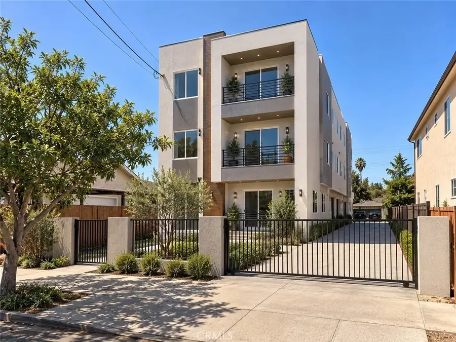 11110 Avalon, Los Angeles, CA 90061 - #3