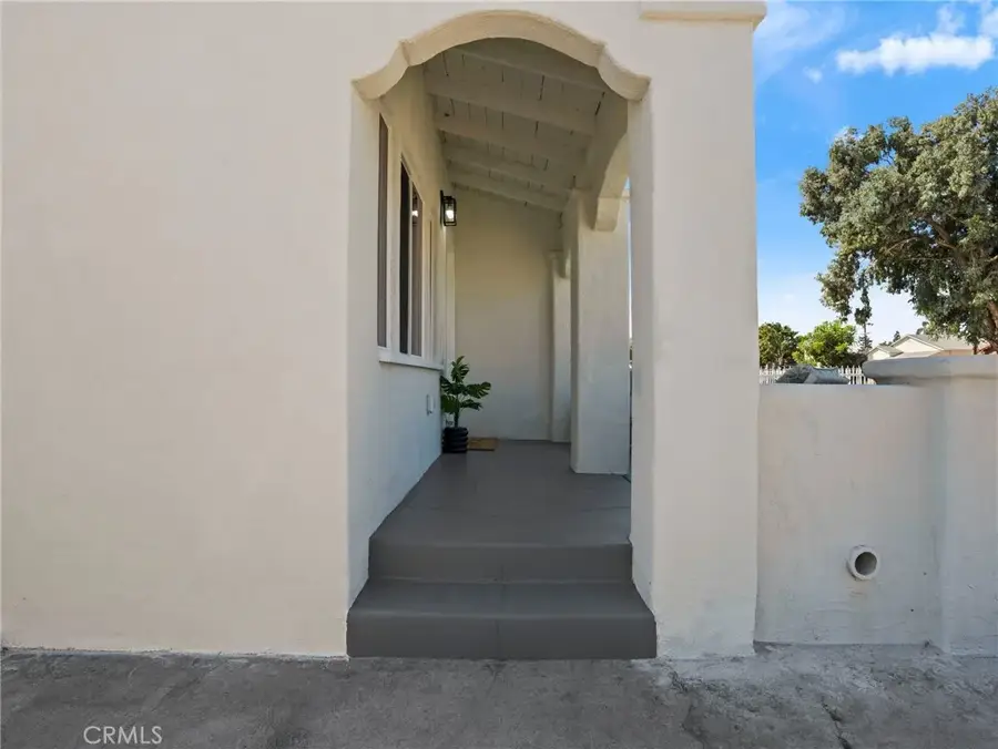 742 W 104th, Los Angeles, CA 90044 - #3