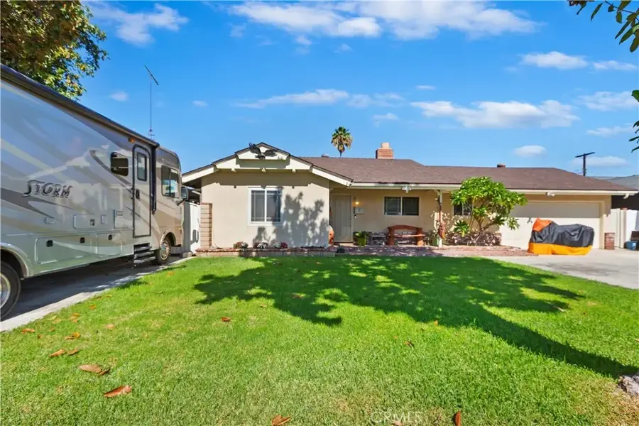 8829 California, Riverside, CA 92503 - #2