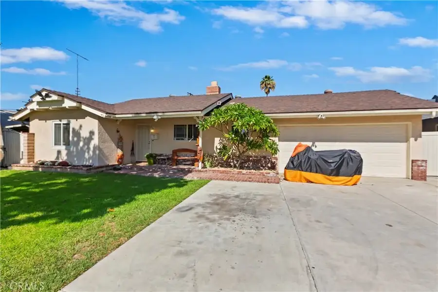 8829 California, Riverside, CA 92503 - #3