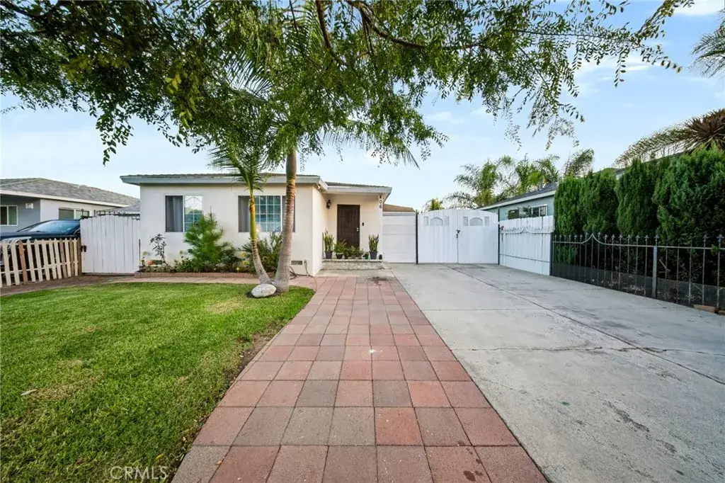 406 E 122nd St, Los Angeles, CA 90061 - #1