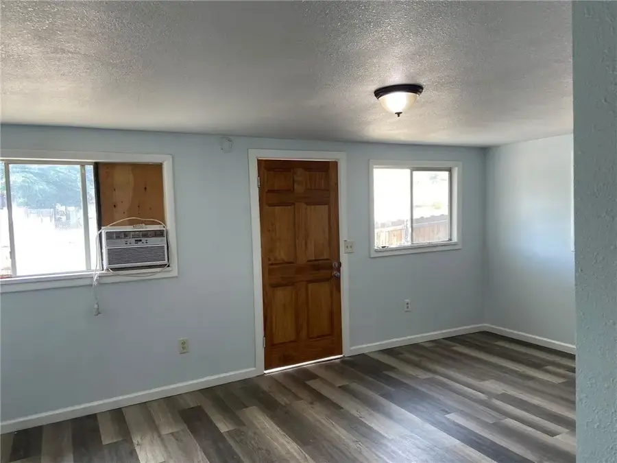 104 Buena Vista, Taft, CA 93268 - #2