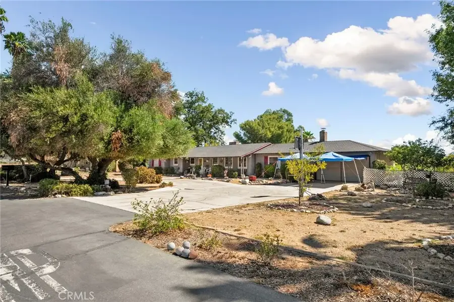 8170 Grapewin, Corona, CA 92880 - #2