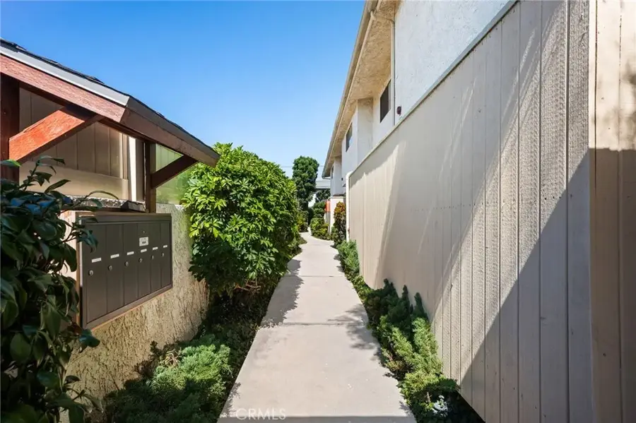 2611 Ruhland Avenue #3, Redondo Beach, CA 90278 - #3