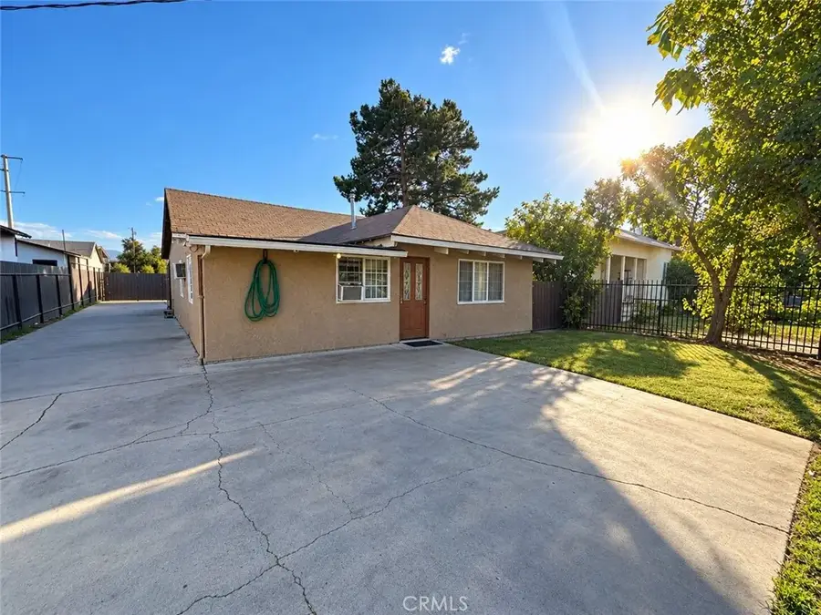 1083 E Benedict, San Bernardino, CA 92408 - #2