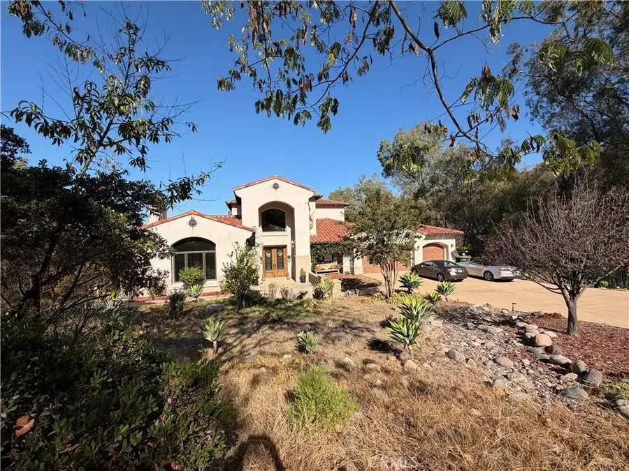 29572 Meadow Glen West, Escondido, CA 92026 - #2