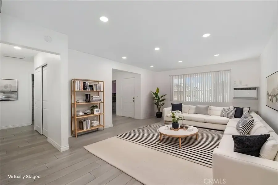 571 N Lilac Avenue, Rialto, CA 92376 - #3