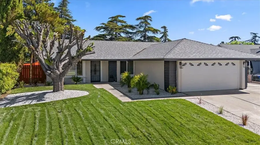 355 N Wisteria Avenue, Rialto, CA 92376 - #3