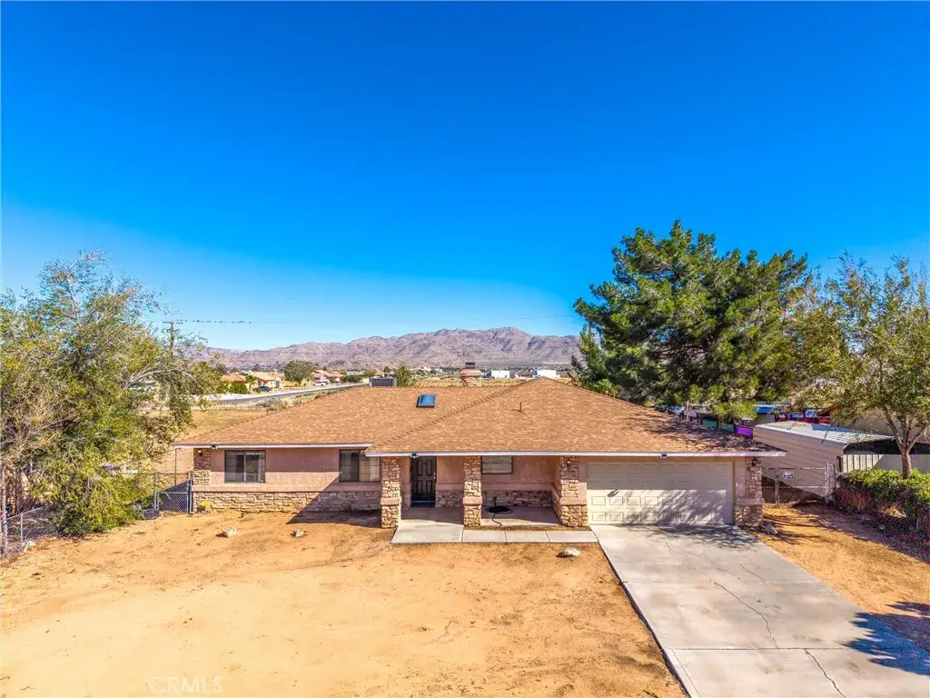 14071 Quinnault, Apple Valley, CA 92307 - #1