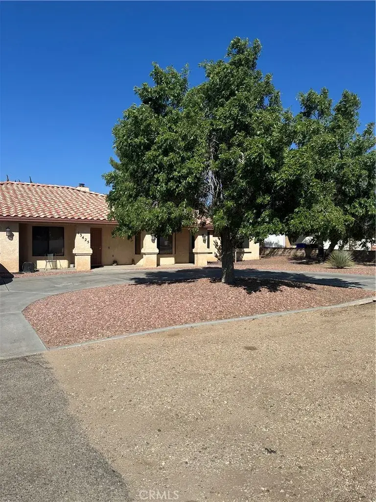 13425 Rincon Road, Apple Valley, CA 92308 - Image #1