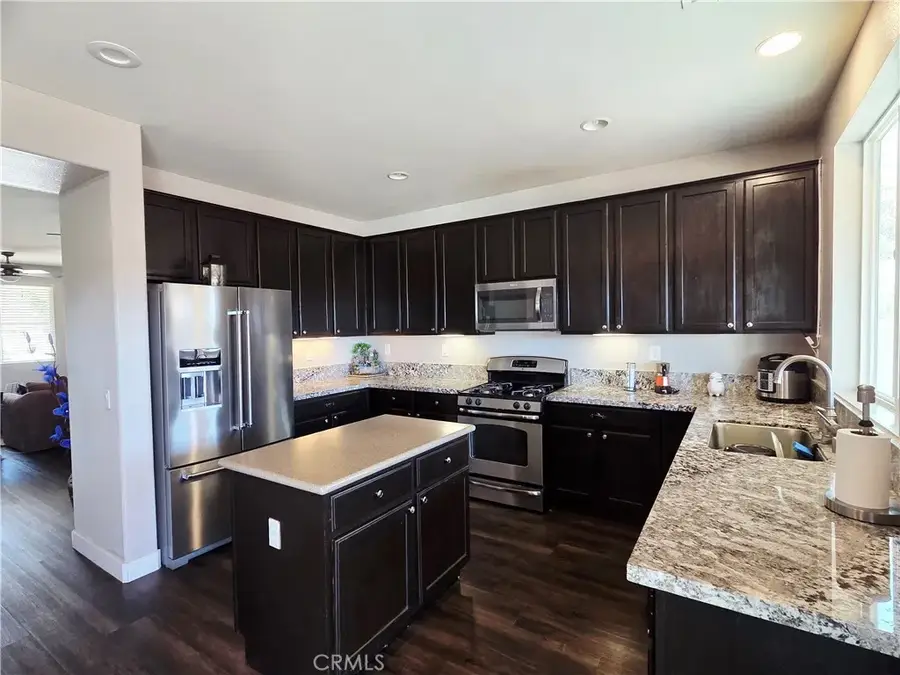 16628 Desert Lily Street, Victorville, CA 92394 - Image #3