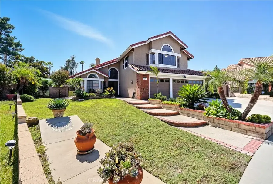 1372 Old Trail Dr, Corona, CA 92882 - Image #2
