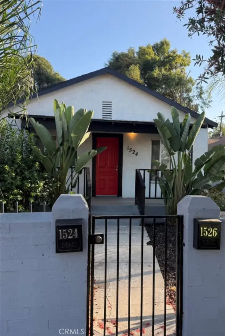 1524 E 105th Street, Los Angeles, CA 90002 - #2