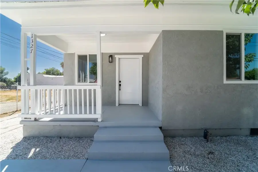 1327 Vine, San Bernardino, CA 92411 - Image #2