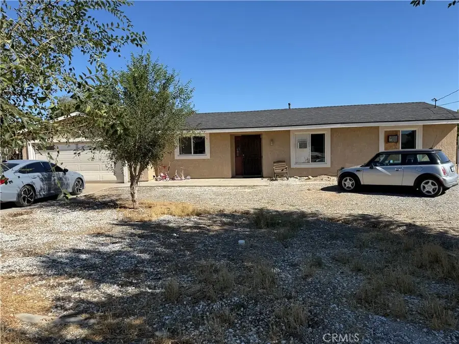 18140 Capri St, Hesperia, CA 92345 - Image #2