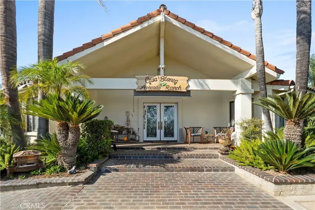 17850 Vista Del Lago Dr, Riverside, CA 92503 - Image #1