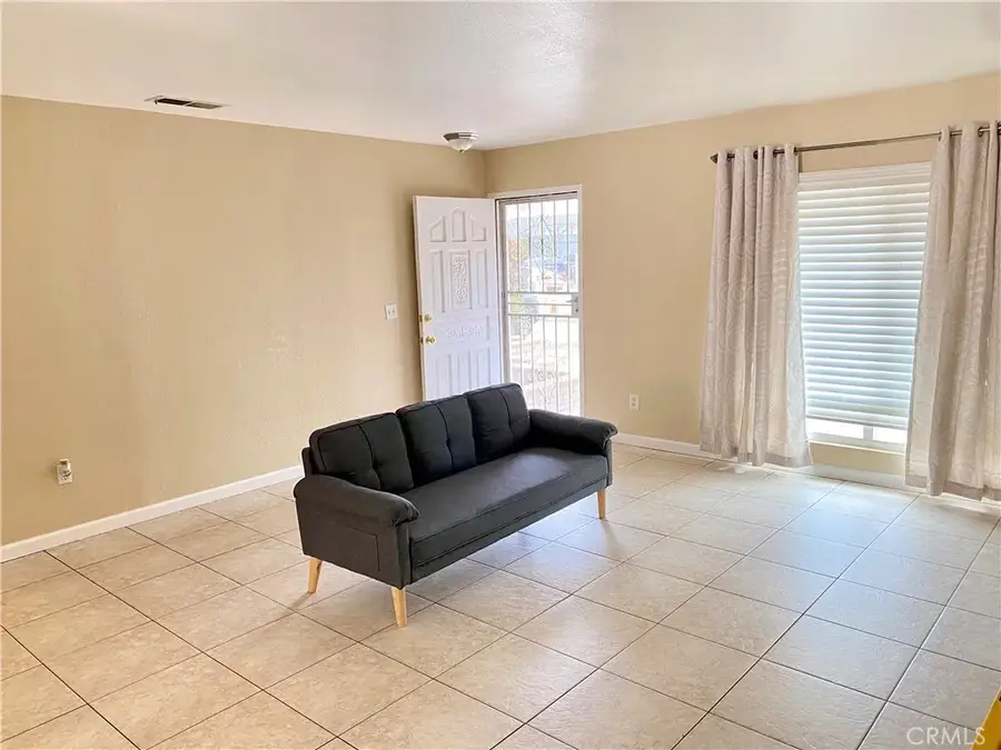 16010 Ramona Drive, Fontana, CA 92336 - Image #3