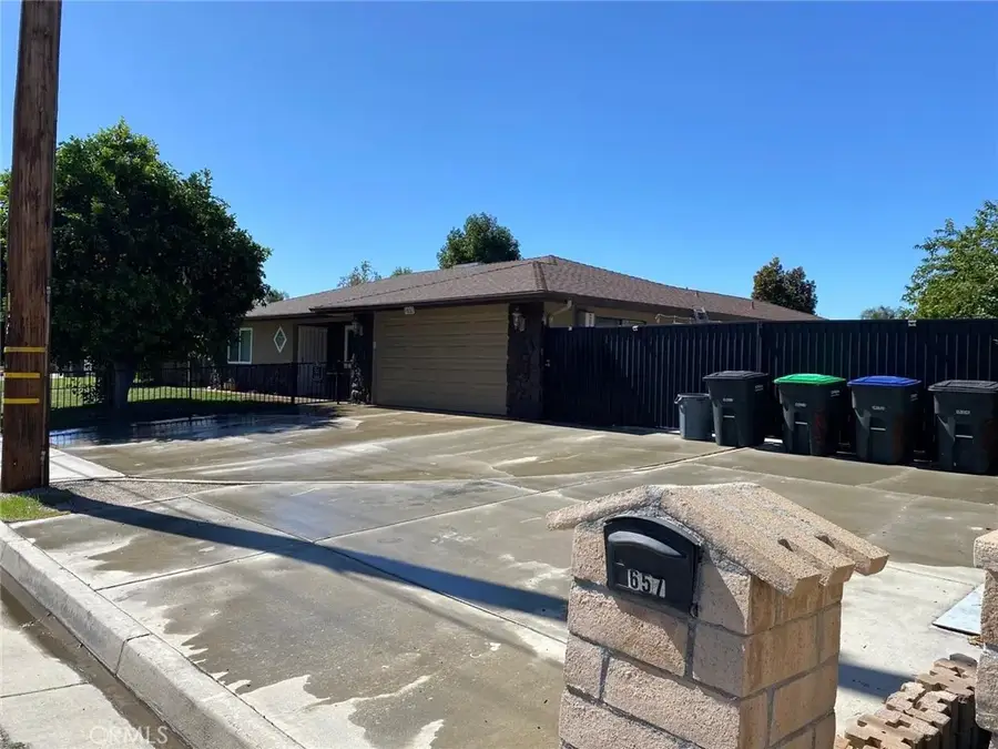 657 N Hemet, Hemet, CA 92544 - Image #2