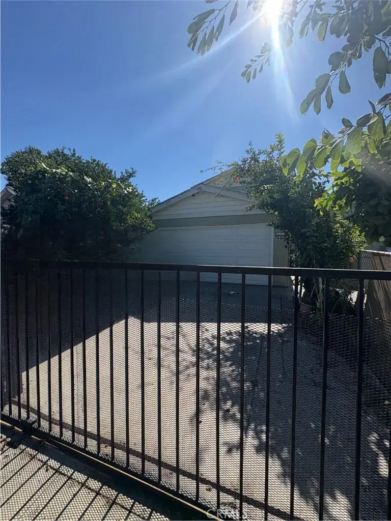 2110 E 113th, Los Angeles, CA 90059 - Image #2