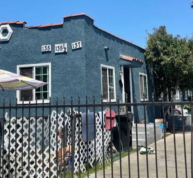 135 E 77th Street, Los Angeles, CA 90003 - Image #2