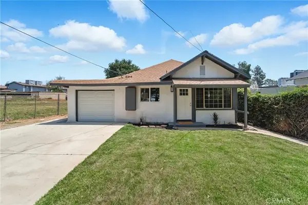 236 N Michigan Avenue, Pasadena, CA 91106