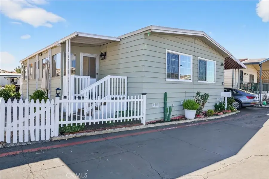 201 E Arrow #12, Glendora, CA 91740 - Image #2