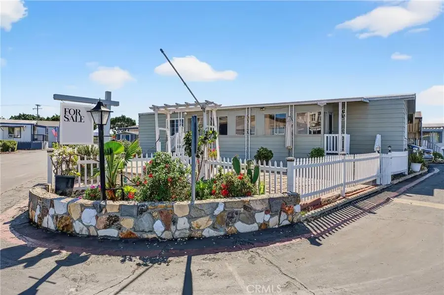 201 E Arrow #12, Glendora, CA 91740 - Image #3