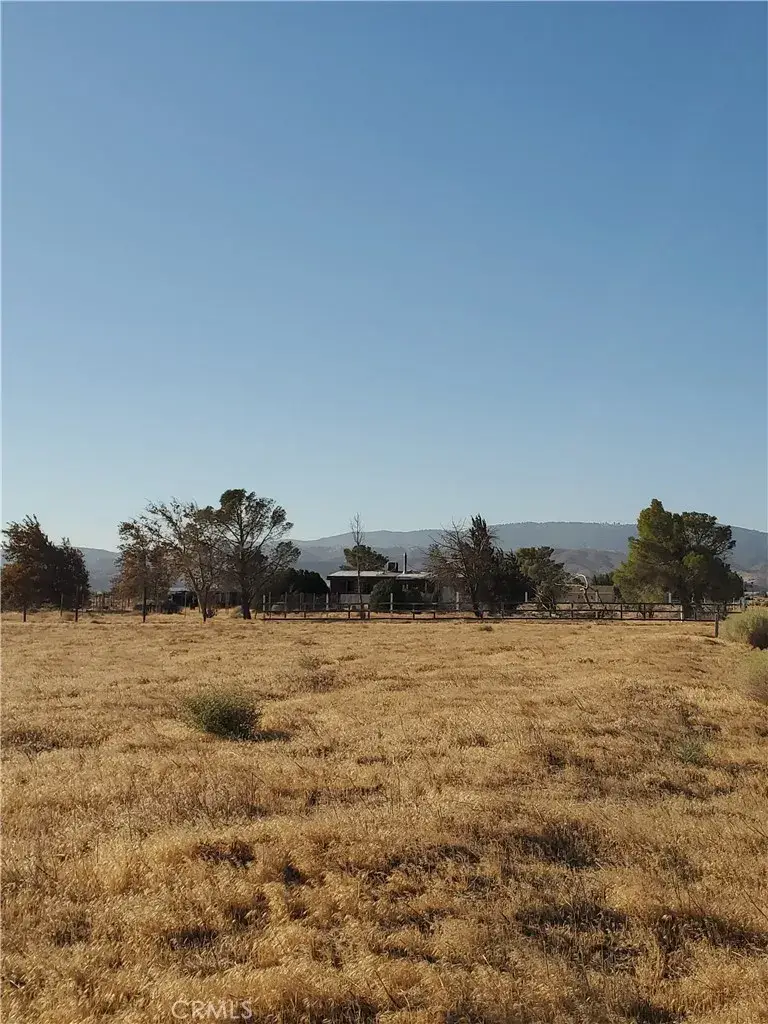 255 W Avenue B-10, Lancaster, CA 93536 - Image #3