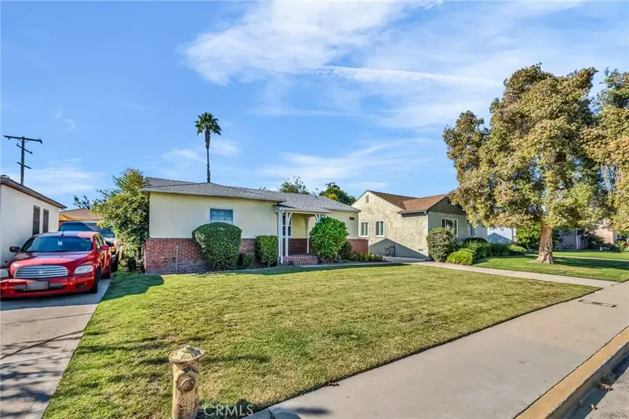 8711 Lilienthal Avenue, Los Angeles, CA 90045 - Image #3