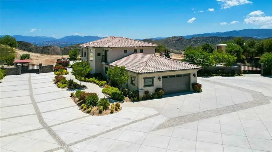 29732 Arroyo Oak, Castaic, CA 91384 - Image #2