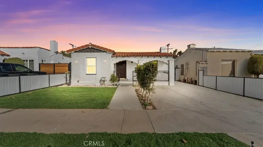 715 W 104th St, Los Angeles, CA 90044 - Image #2