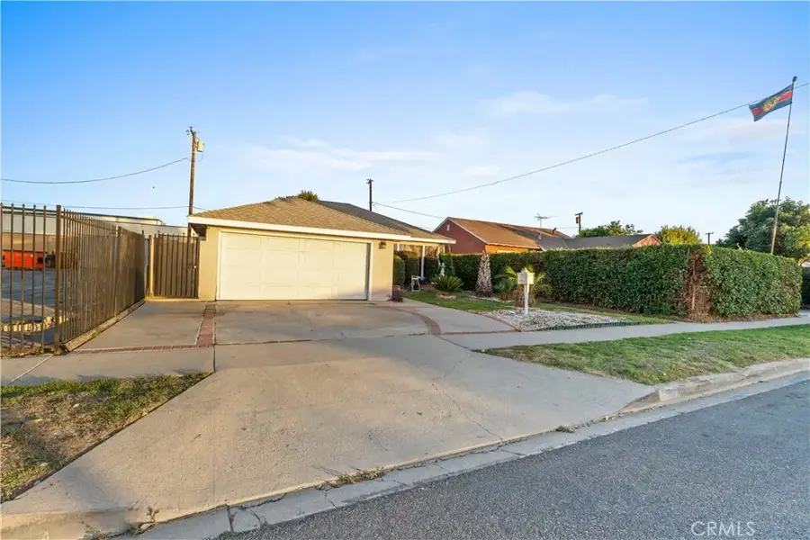 12318 Halo, Lynwood, CA 90262 - Image #3
