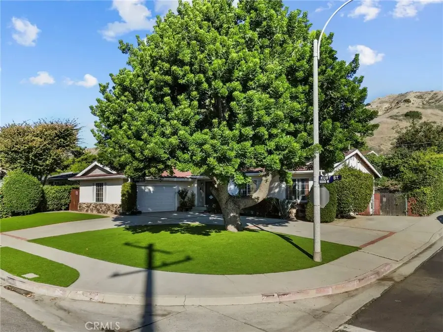 10533 Kurt Street, Sylmar, CA 91342 - Image #2