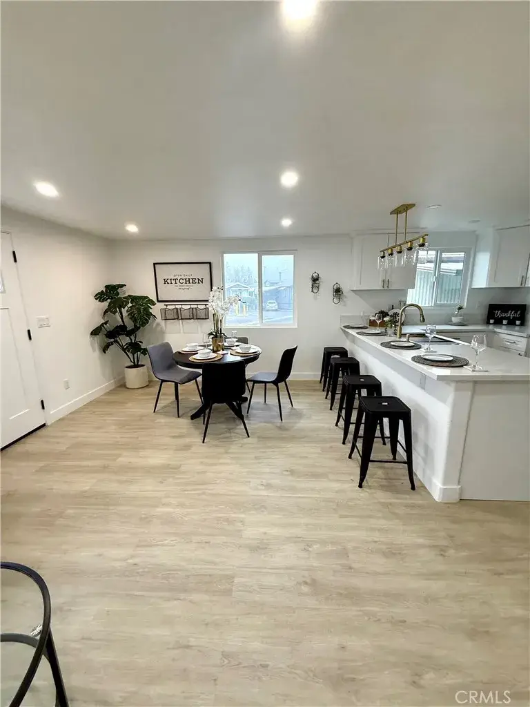 6475 Atlantic #815, Long Beach, CA 90805 - Image #3