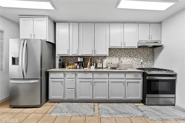 3325 Santa Fe #120, Long Beach, CA 90810