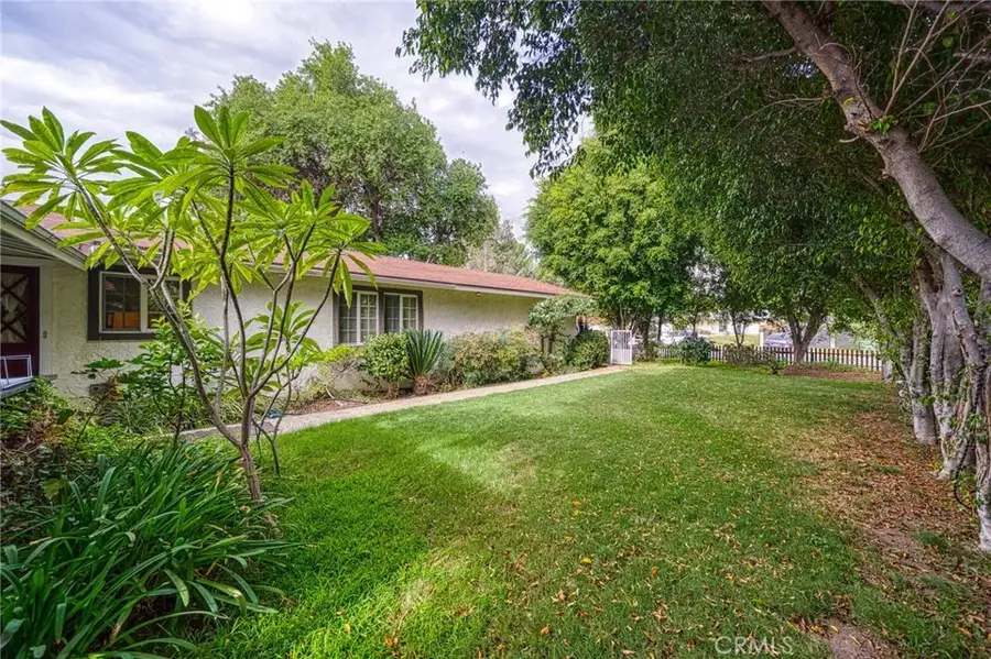 16738 Index, Granada Hills, CA 91344 - Image #3