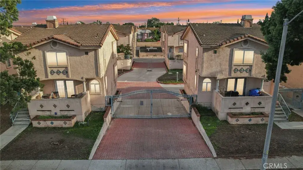 15928 Hunsaker #7, Paramount, CA 90723 - Image #1