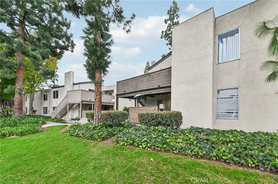 1430 Cabrillo Park #B, Santa Ana, CA 92701 - Image #2