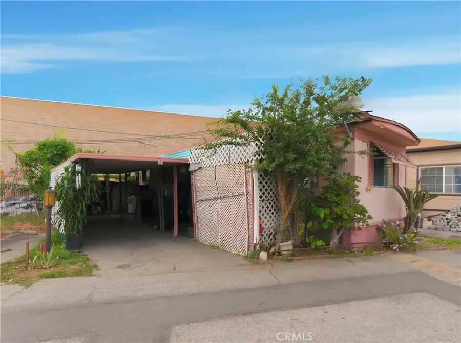 356 W Redondo Beach #25, Gardena, CA 90248 - Image #2