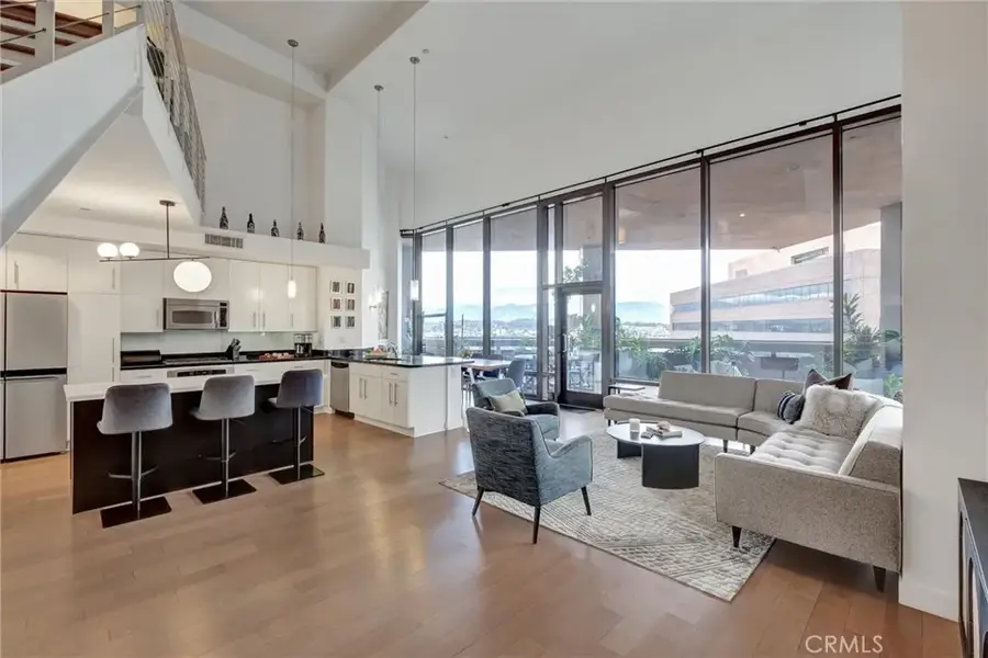 1100 Wilshire Boulevard #1705, Los Angeles, CA 90017 - Image #3