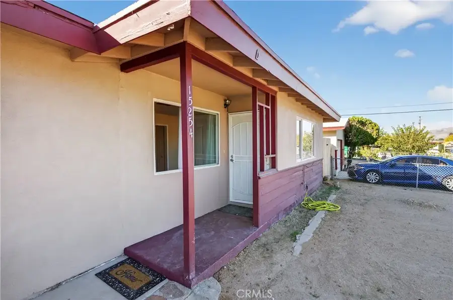 15254 Las Piedras Drive, Victorville, CA 92395 - Image #3