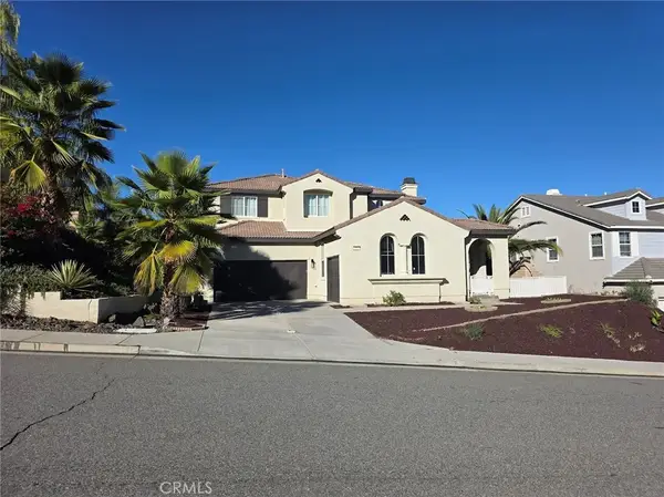 51 Volta Del Tintori Street, Lake Elsinore, CA 92532